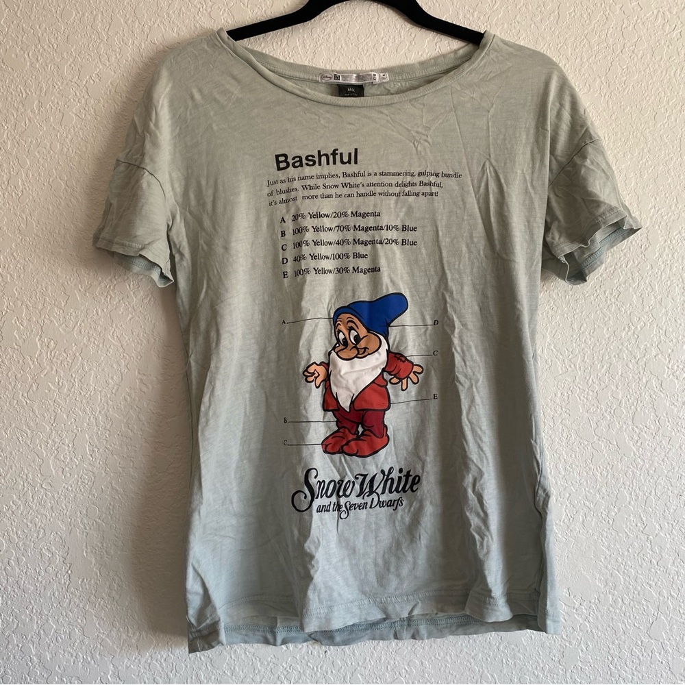 uniqlo x disney graphic tshirt